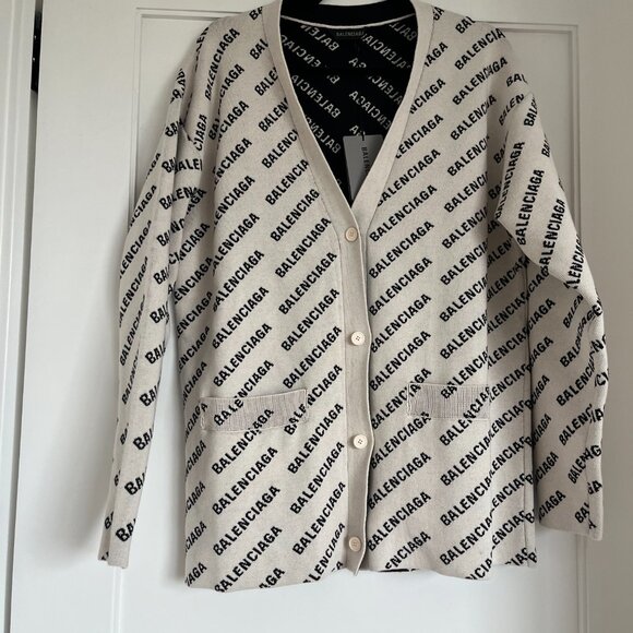 NWT Balenciaga Cardigan Sweater Off-white Allover Logo Knit Wool Blend V-Neck - Picture 7 of 11